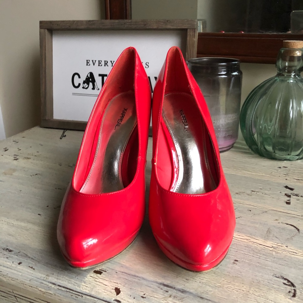 X-APPEAL hot pink heels
